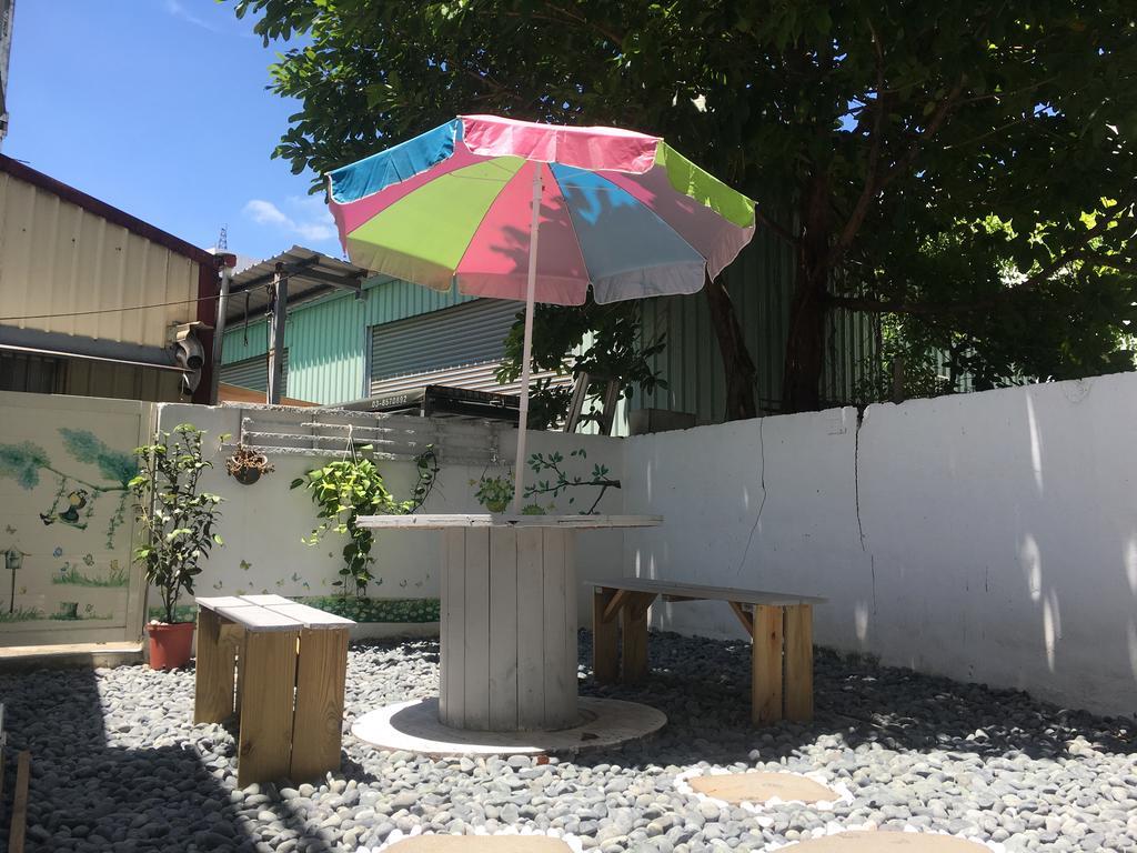 站前海民宿 Hualien Exterior foto
